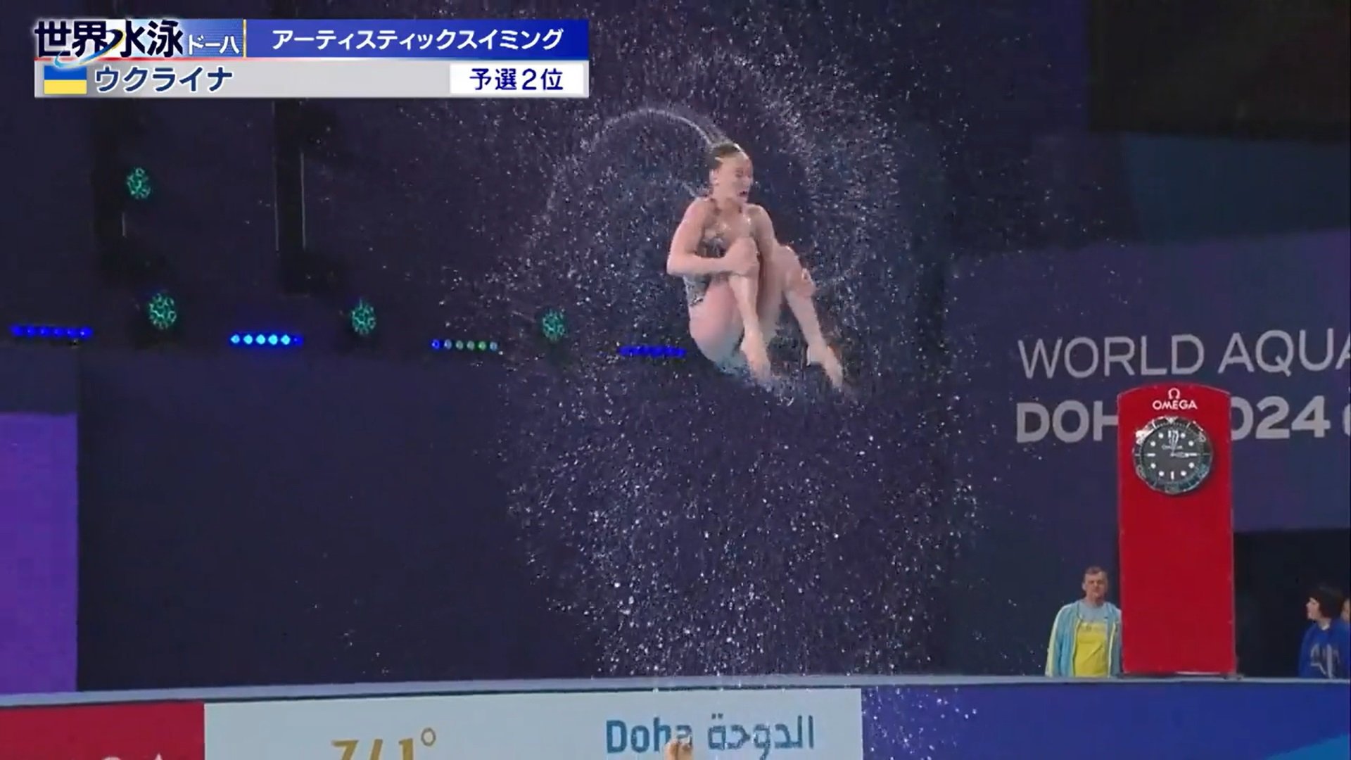 本当に水中から飛んだのか！？世界水泳AS銀メダルのウクライナチーム リフト技の高さがとてつもない 解説者「このエアボーン ...