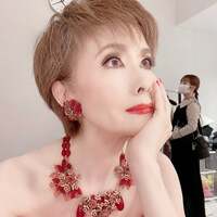 小柳ルミ子『サービスカットです‼️』