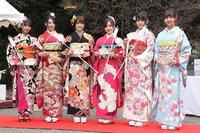 乃木坂46メンバーが恒例の成人式　記者からの無茶振りに星野みなみ「まいやん、ゴメン！」