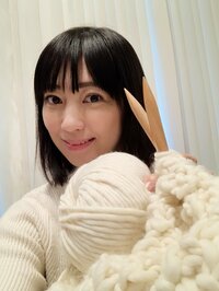 飯田圭織『編み物♪♪』