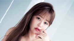 “声優界NO.1グラビアン”井口裕香、カラフル＆ビビッドな水着姿披露 『ヤンジャン』2号連続掲載