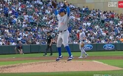 球場騒然！ 今永昇太、打者ドン引き？“まさかの行動”「どうした」 予想外のリアクションが話題に「実況大爆笑やん」