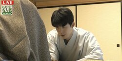 藤井聡太竜王、“最年少名人”へシリーズ先勝 4連覇狙う渡辺明名人との春のビッグマッチ 開幕局を制する／将棋・名人戦七番勝負