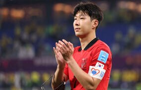 「お詫びするしかない」ブラジルに大敗で敗退決定の韓国代表、無得点に終わったソン・フンミンは監督退任に「本当に悲しい」