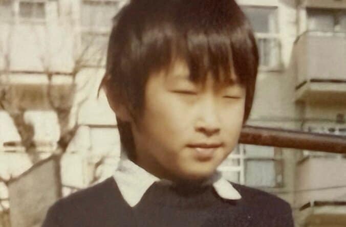 【写真・画像】「こんなとこに俺が住んでると思わないでしょう？」ガーシー（54）、地元・伊丹の自宅を公開「動物しか好きじゃない。子どもは大嫌い」ドバイから連れて帰った犬猫の姿も　1枚目