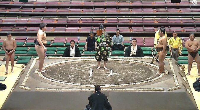 九月場所最初の一番