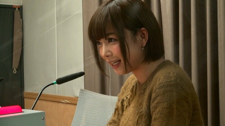 高橋がなり氏も応援！2作目の小説を発表したAV女優・紗倉まなに密着