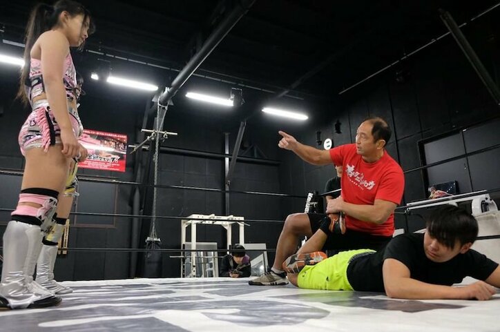 「心で闘うプロレス」大谷晋二郎、大一番を控えたアプガ（プロレス）に熱血伝授