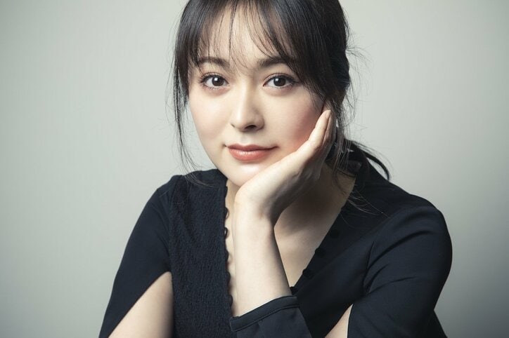 貫地谷しほり、ダメ男・北原白秋を演じた大森南朋に母性を感じる　『この道』インタビュー