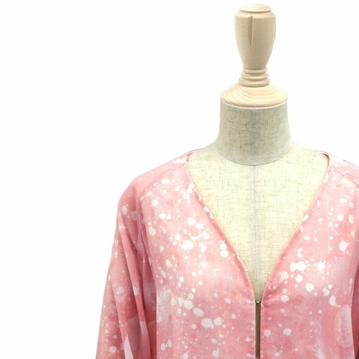 香取慎吾×祐真朋樹「J_O」真夏に着れるコート(ピンク&イエロー)が登場