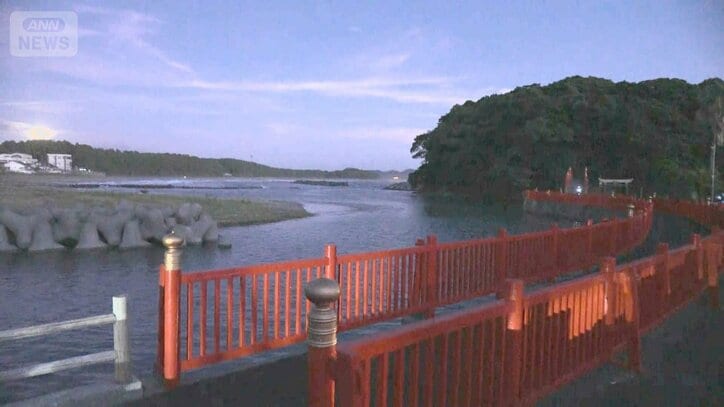 鹿児島“遊泳禁止”の海岸で…中高生4人が流される 1人救助も3人行方不明