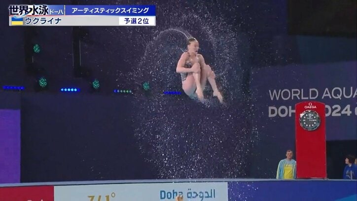 【写真・画像】ヌルヌルした動きから「うおー！」世界水泳AS銅メダル・アメリカチーム 45 歳ベテラン男子選手のクセが超強烈 豪快技に会場からも大歓声　1枚目