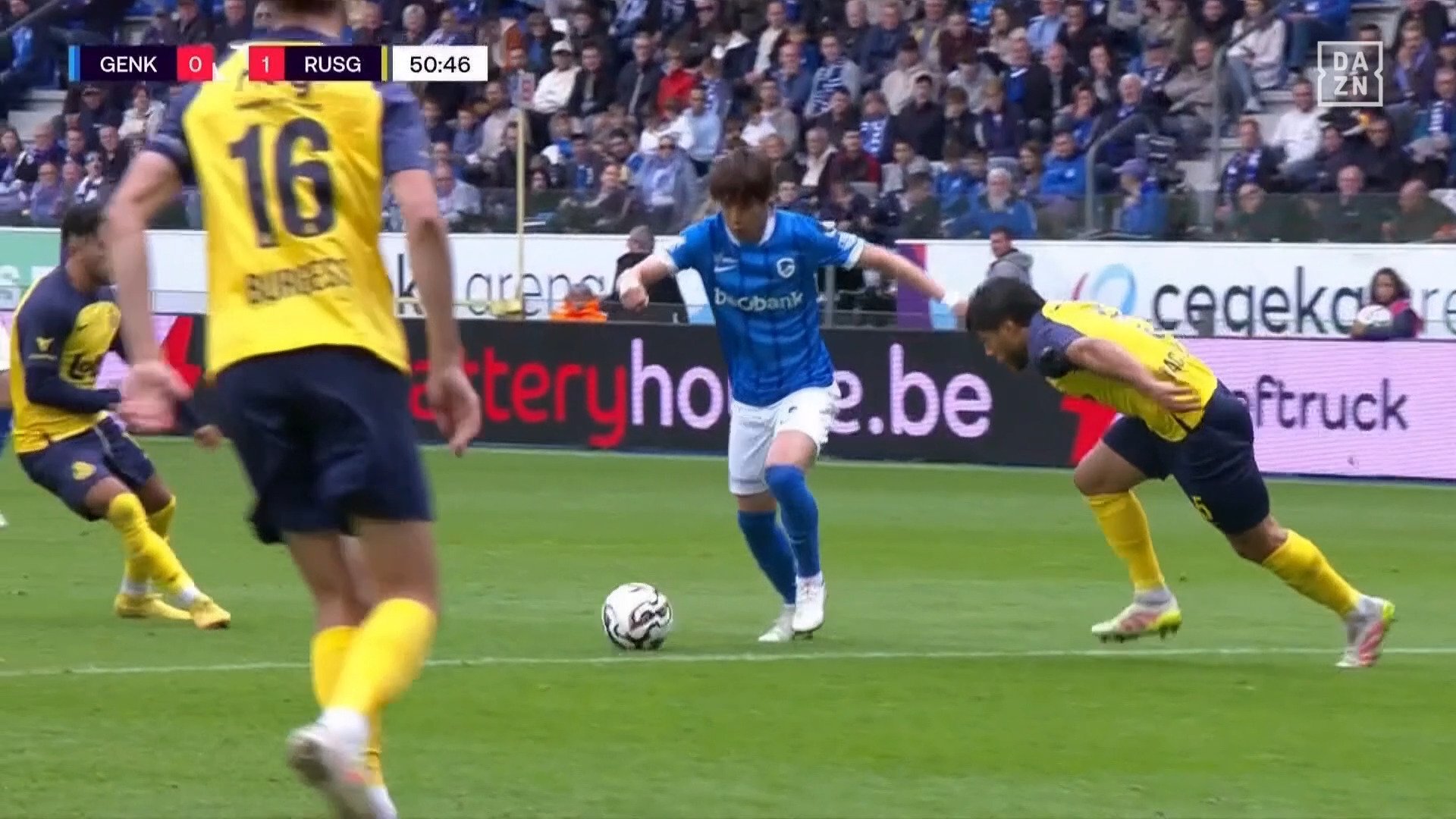 【映像】右足インサイドで高精度コントロールショット