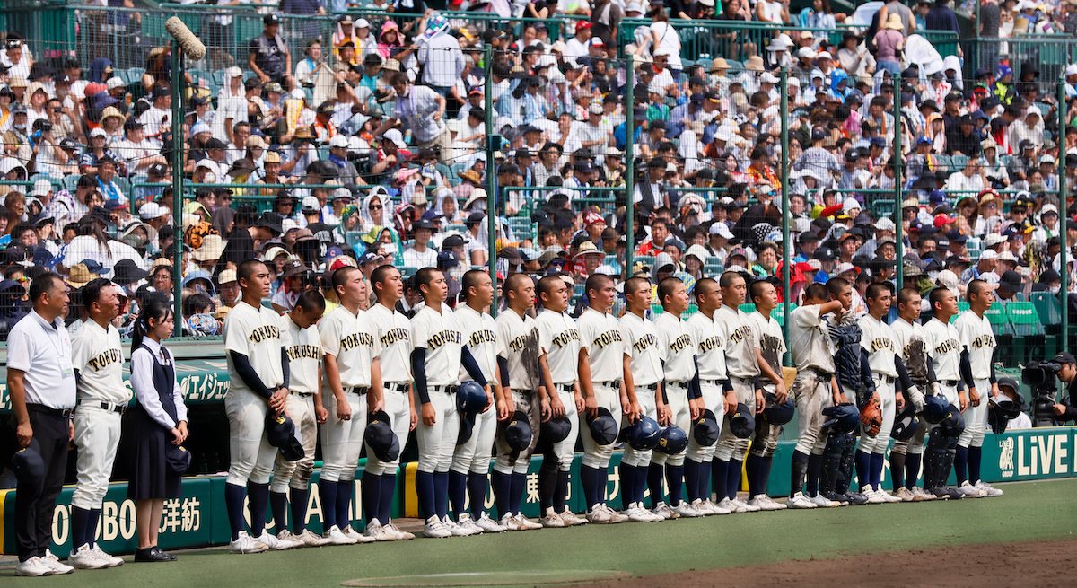 7人の女神たち」3年生女子マネージャー“徳商セブン” 選手たちの心の