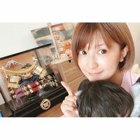 矢口真里、息子とのほのぼの2ショットを公開し「癒されますね」「可愛いですね」と話題