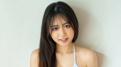 “元おはガール”渡辺優奈がスレンダースタイル披露 『FLASH』で初の本格グラビア