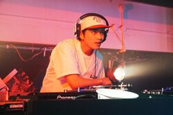 北村匠海が「アゲ太郎」になるまでに密着！“メイキング映像～Road To とんかつDJ～”解禁