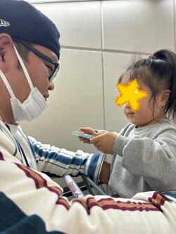  ANZEN漫才・あらぽんの妻、娘に発疹の症状が出て小児科を受診「七五三もあるから体調だけは気をつけていたけど」 