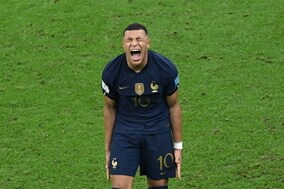 「４年に一度なんだ！」仏代表FWエムバペが劣勢で迎えたHTに仲間を叱咤激励！ アルゼンチン戦、反撃の狼煙となったアツい“スピーチ”が話題