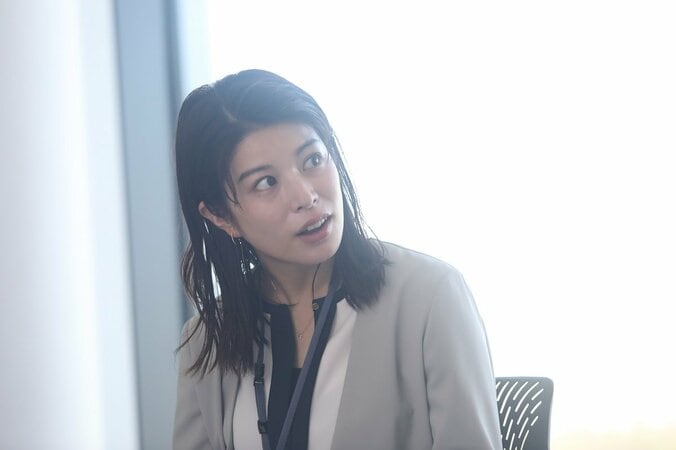 社内浮気が原因で異動!? 29歳独身OLが上司に「あんたも不倫してたでしょ！」と怒り爆発『30までにとうるさくて』第4話 1枚目