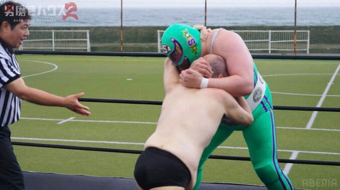 【写真・画像】“118kg→65kg”の元子供部屋おじさん たるんだ皮膚が物語る“減量ボディ”に「激痩せの証」「頑張った証拠」の声　2枚目
