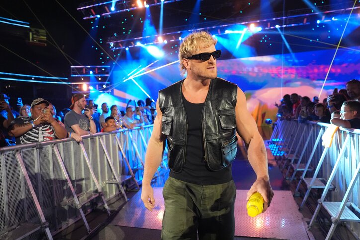 【映像】“最高額ポケカ”を首にぶら下げ…シュールかつ異次元の交渉風景