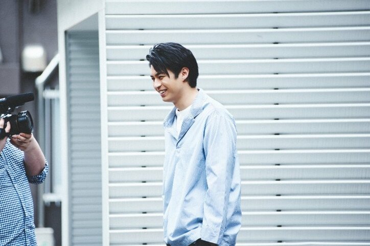 佐伯大地インタビュー　岩田剛典は完璧なのに…ヒヤッどころじゃない『崖っぷちホテル！』での体験語る