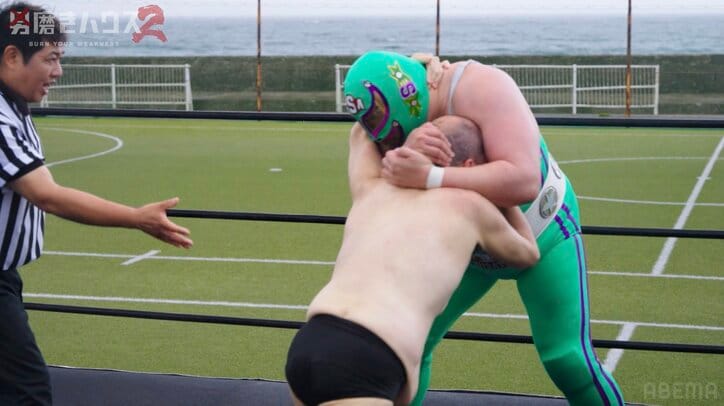 【写真・画像】“118kg→65kg”の元子供部屋おじさん たるんだ皮膚が物語る“減量ボディ”に「激痩せの証」「頑張った証拠」の声　2枚目