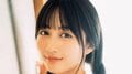 「写真集を見て勉強中です」アプガ(2)・兵頭美波、初々しさあふれるグラビア 『FLASH』登場