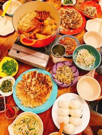 スザンヌ『餃子パーティーなお家ごはん』