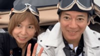 【映像】唐沢寿明＆山口智子、愛車・ポルシェ356に乗り“レアな夫婦ショット”を公開