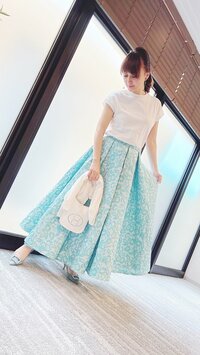 渡辺美奈代『明るいお洋服を着たくて』