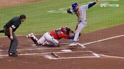 「神走塁」「これはうまい」鈴木誠也の同僚がイチローばり“忍者走塁” 大事な一戦で“神回避”本塁生還