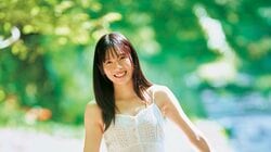 姉が運用するTikTokで話題 新人俳優・清野咲奈の透明感あふれるグラビア 『ヤンジャン』初登場