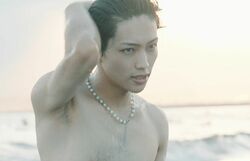 「日本一のイケメン大学生」セクシーすぎる肉体美を披露しSNS騒然「色気やばい」「かっこよすぎ」『オオカミくん』4話