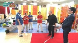 アキレス腱を断裂していた岡村隆史の“助っ人”に極楽とんぼ・山本圭壱が登場 『鶴ナイ2024』をプレイバック