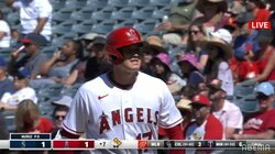 大谷翔平、眼前でトラウトが2打席連続敬遠の屈辱 6試合ぶりノーヒット、チャンスに凡退で悔しさ滲ませる チームは連敗止める