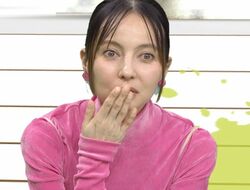 ベッキー「うちの事務所にスカウトしたい」街角インタビューのかわいすぎるギャルに興奮！「あの子、めっちゃかわいかった」