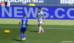 流れを変えた！久保建英が味方を動かすパス＆ドリブルで右サイドを完全コントロールした瞬間 パス→インナーラップ→相手を剥がしてグラウンダークロス「やっぱうまいわ！」打開成功までの10秒間