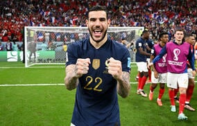 「兄と幸せを分かち合いたい」豪快ゴールで決勝に導いたフランス代表DFテオ・エルナンデス、初戦で重傷を負い離脱した兄を想う