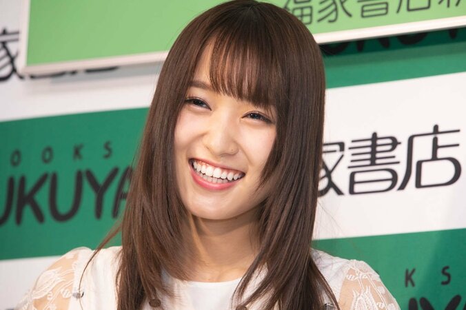 菅井友香、“ニンジン30本分”のダイエットをして臨んだ写真集に「恥ずかしい」連発 2枚目