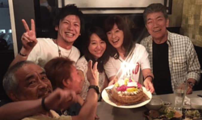 森尾由美、五つ子たちから誕生日祝福される「さすが我が家の子供たち」 1枚目