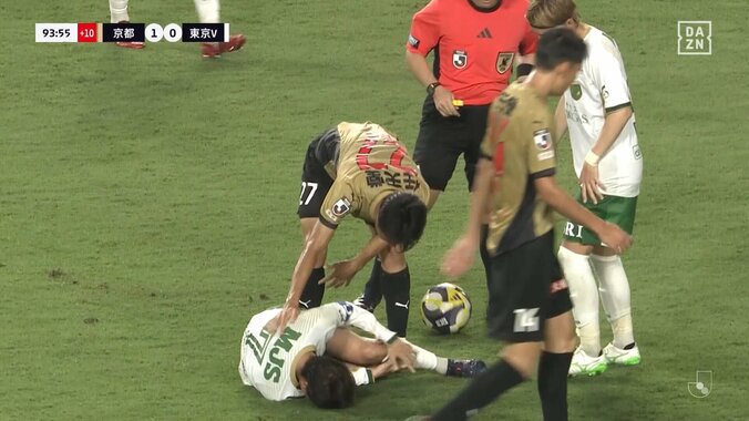 【映像】背後からの危険な蟹ばさみタックル