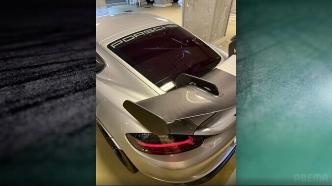 マギー、最新愛車が「目立って仕方ない」 「911じゃないのがガチ」なポルシェ披露し話題「やべぇ、バーもはいってる」 3枚目