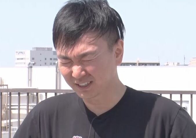 【写真・画像】かまいたち山内「ヴィンテージのヒステリックグラマーが！」悲鳴 ドッキリ企画で私服が餌食に　1枚目