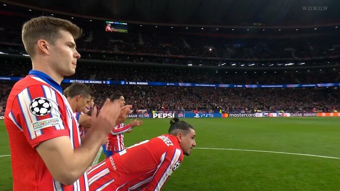 【映像】アルバレスのPKが軸足スリップで“2度蹴り”判定された瞬間