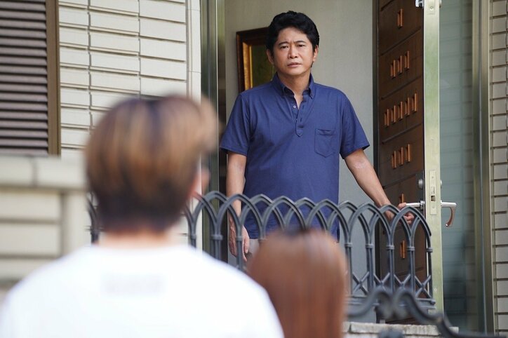 「先生は人殺し」週刊誌の報道で追い詰められた教師、亡くなった生徒の父親と和解にのぞむも…『覆面D』第7話