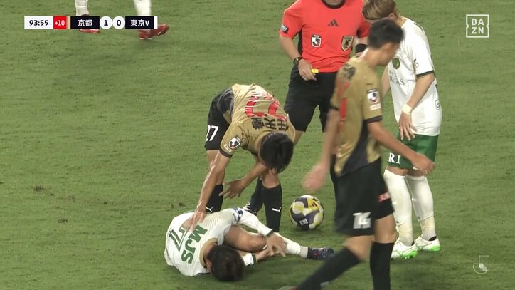 【映像】背後からの危険な蟹ばさみタックル