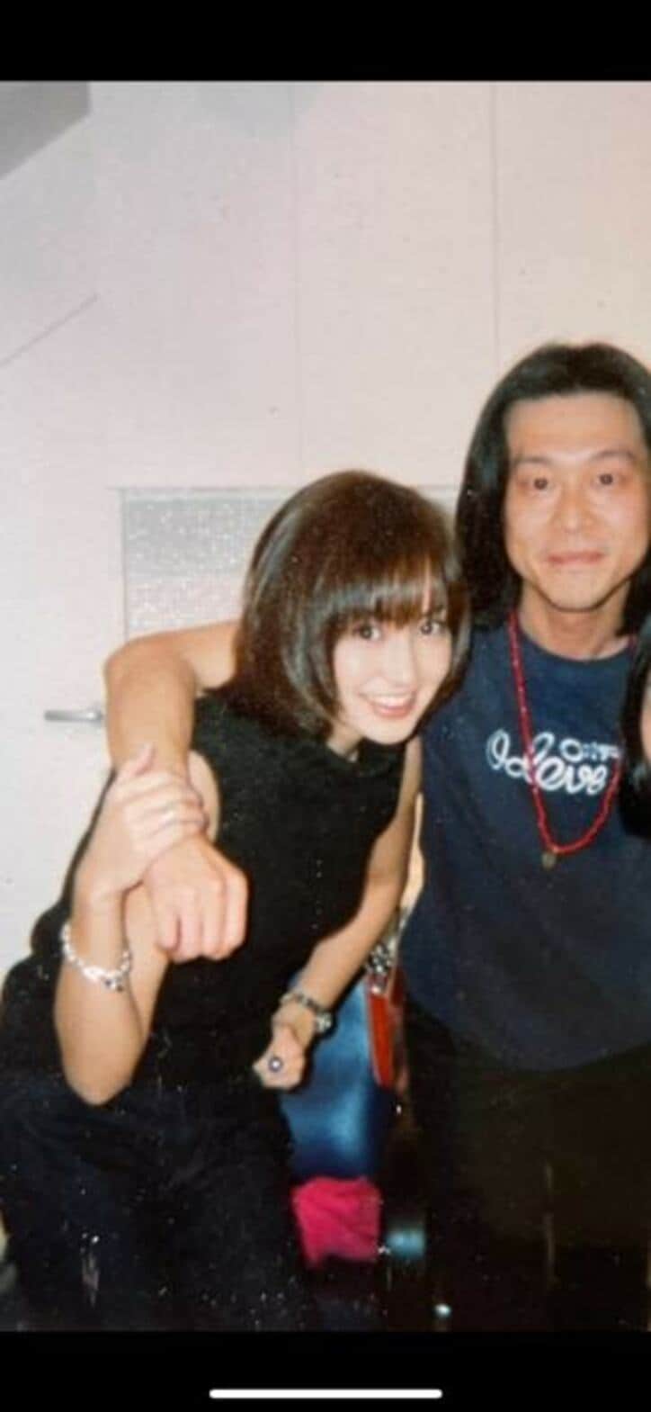  矢田亜希子、1999年に撮影したショートカット姿を公開「私、19歳か20歳」 