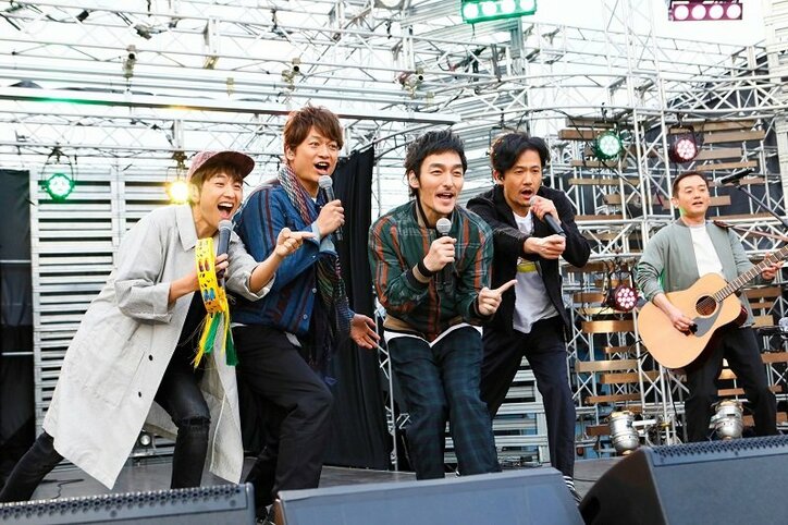 稲垣吾郎、草なぎ剛、香取慎吾がゆずと生ライブ！斉藤和義、江頭2:50ほか、豪華ゲストも登場